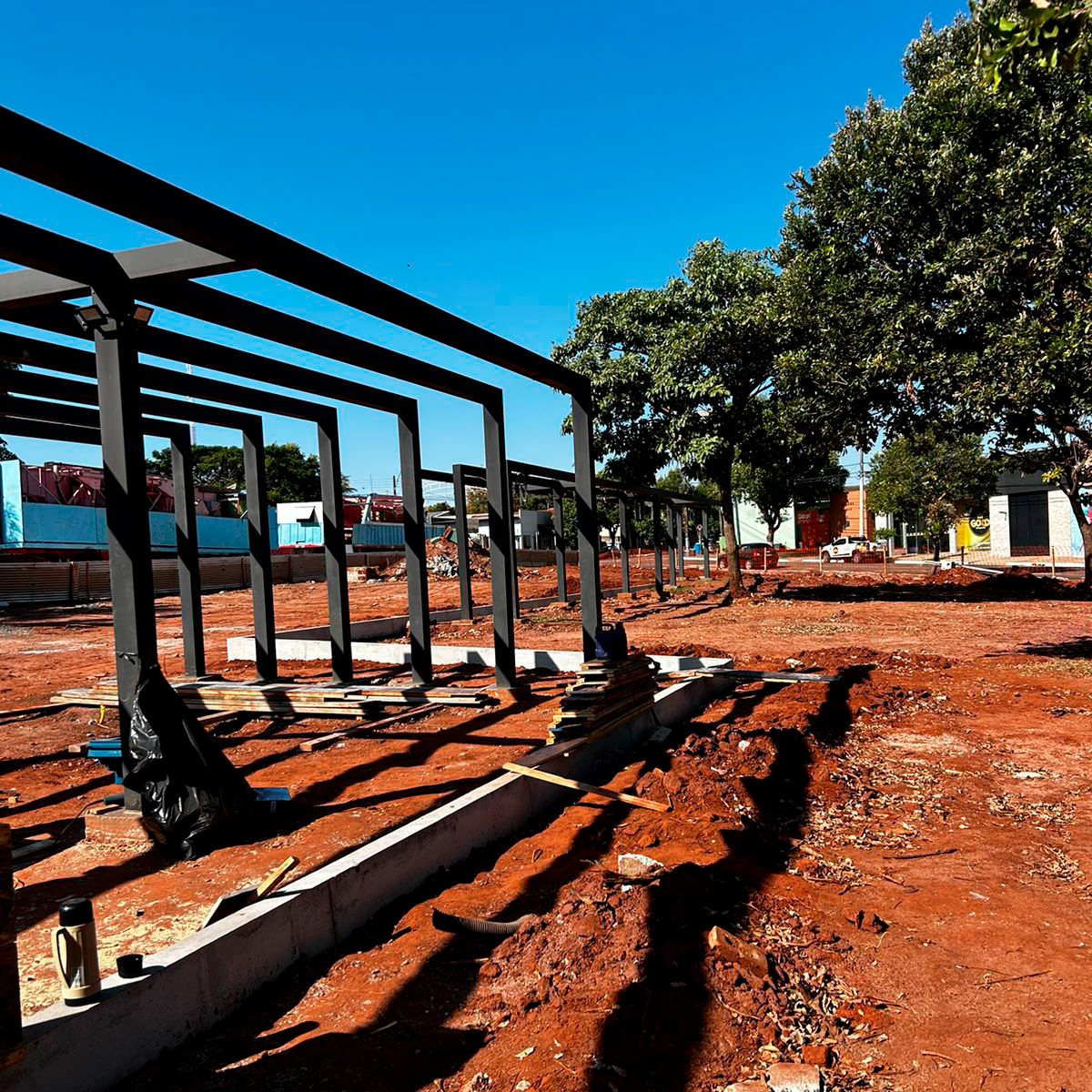 Início de Obra de Reforma da Praça Central