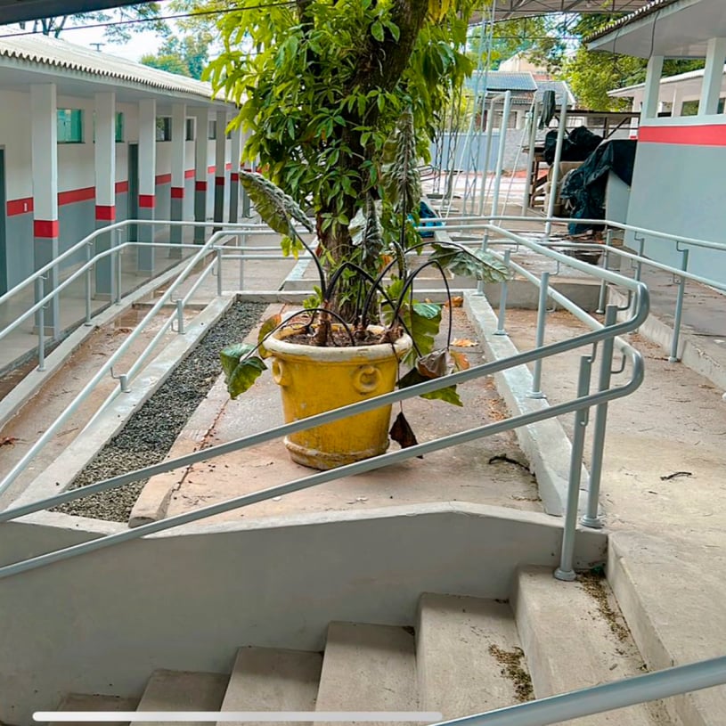 Obra de reforma Escola Municipal Professor Luis Shuzi Oura