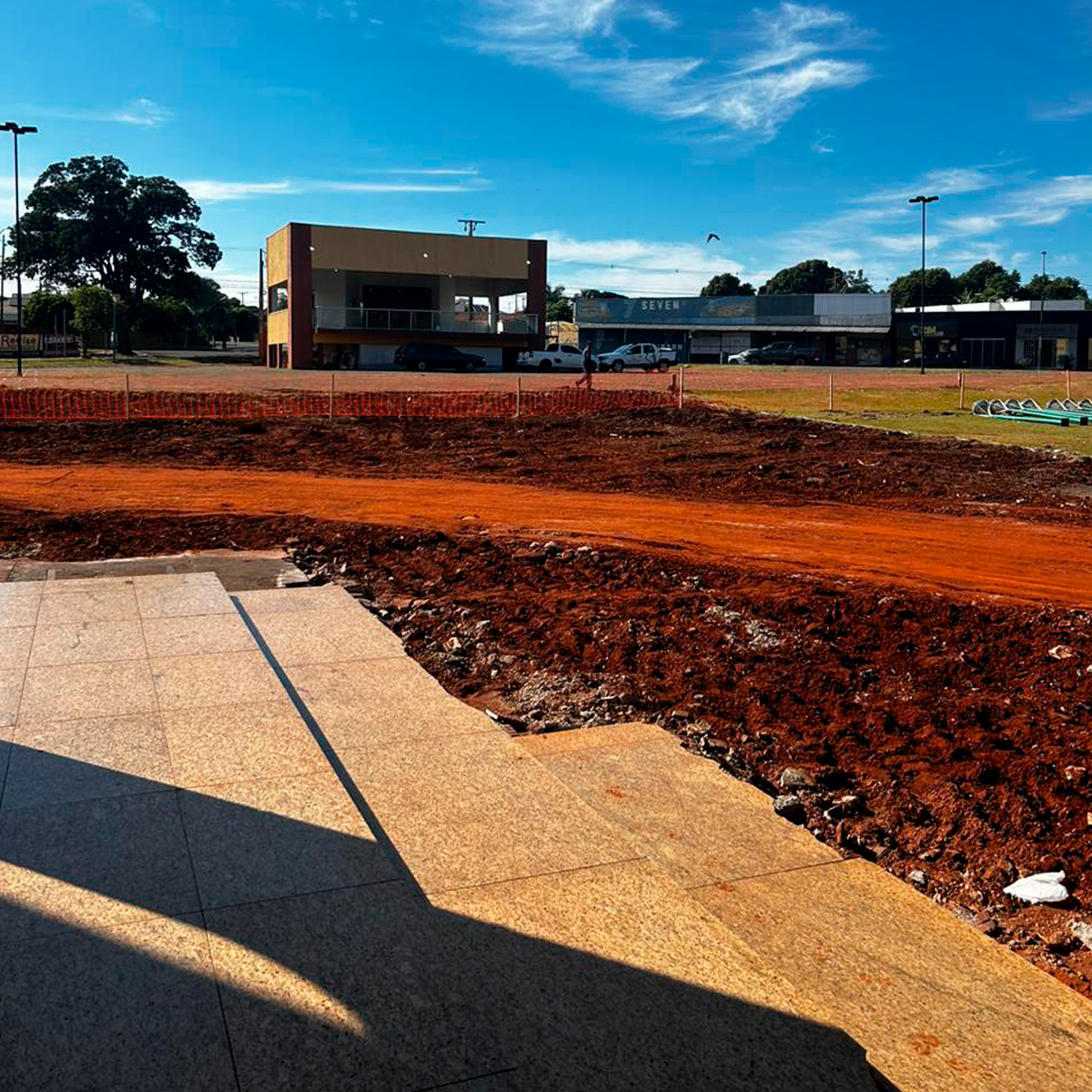 Andamento da Obra de Reforma da Praça Central